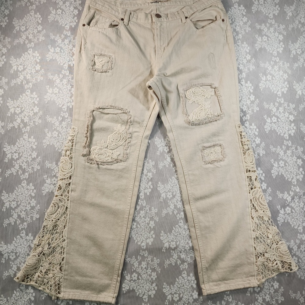 BDG Slim Boyfriend Jeans 32W Tan Cotton Crochet Lace Patch Distressed Boho